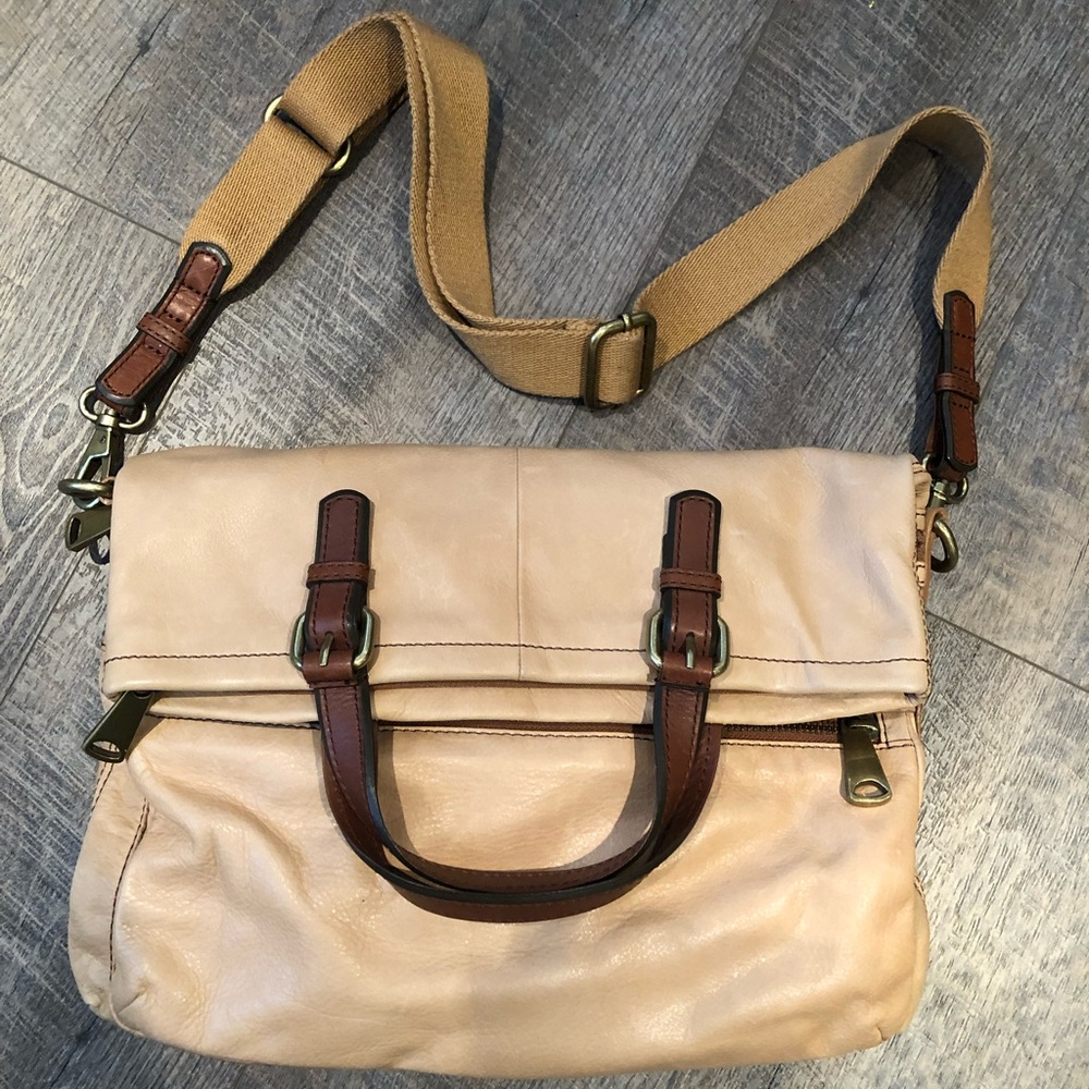Fossil Tan & Brown Leather Bag Crossbody Messenger 17” x 15”